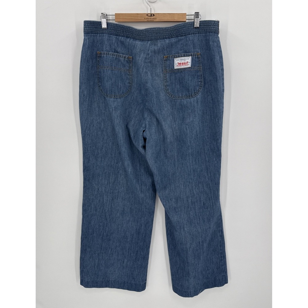 Vintage Levi's Womens Wide Leg Blue Chambray Lightweight Pants Size 36"x28" 70's
